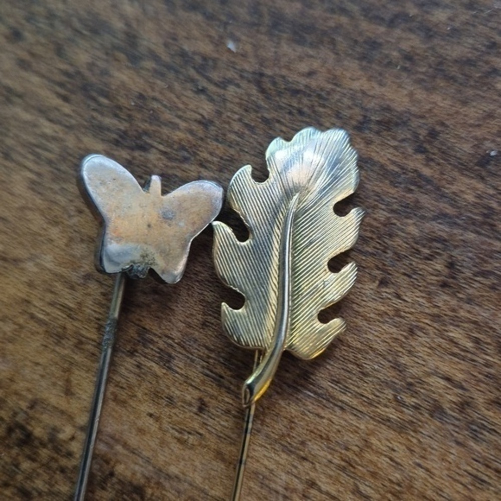 Gold Tone ,Preowned Stick Pins Lot Of 2